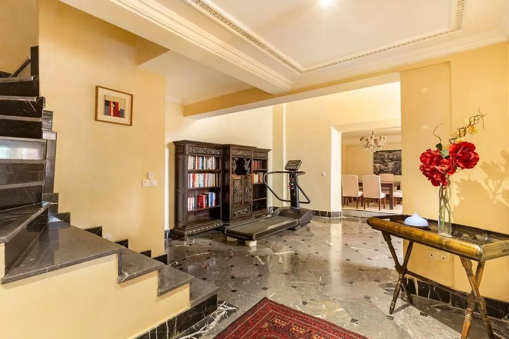 Somptueux Duplex Au Coeur De L'Hivernage Marrakesh 0*,  Marocko